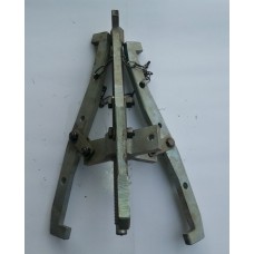 Съёмник 4-х лапый L800 желтый (Харьков)