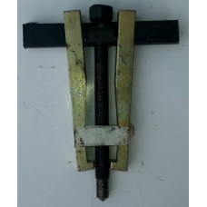 Съёмник 2-х лапый "рельс" средний (Харьков)